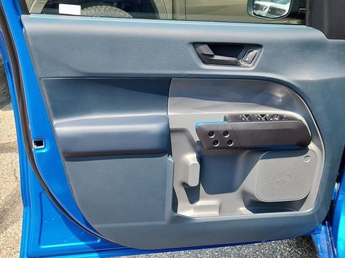 New 2025 Ford Maverick Lobo image 9