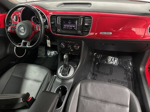 Used 2016 Volkswagen Beetle 1.8T S image 16