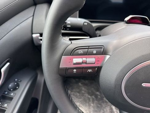 Certified 2025 Hyundai Tucson SEL image 20