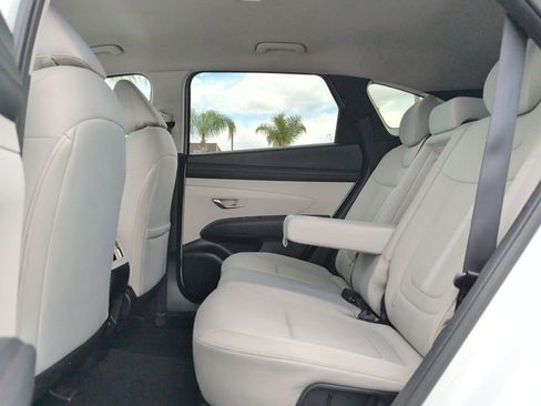 Certified 2025 Hyundai Tucson SEL FWD image 8
