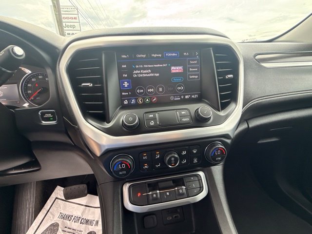 Used 2023 GMC Acadia SLT FWD image 26