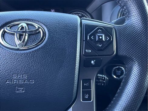 Used 2019 Toyota Tacoma TRD Off-Road w/ Technology Package image 15