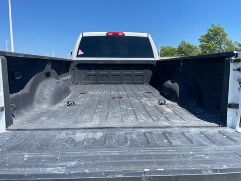Used 2024 RAM 3500 Big Horn AWD/4WD image 32