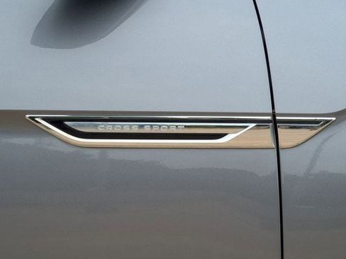 Used 2021 Volkswagen Atlas Cross Sport SEL AWD/4WD image 10