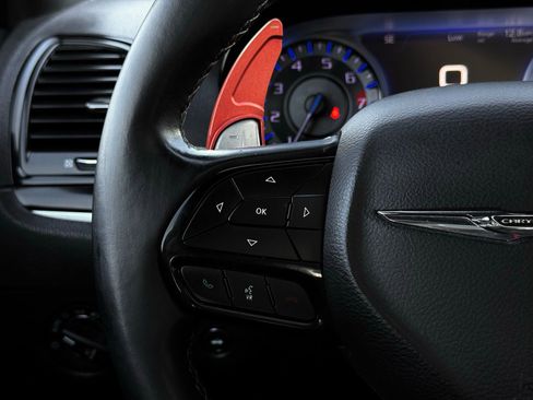 Used 2018 Chrysler 300 S w/ 300S Premium Group image 36