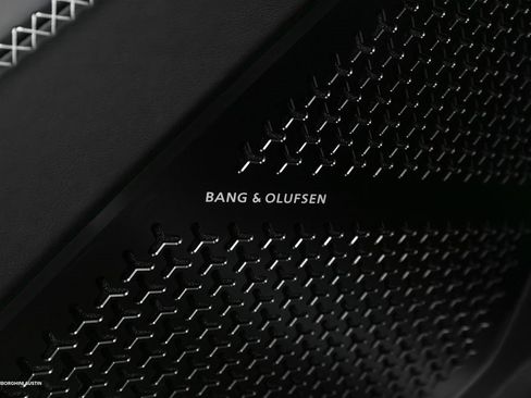 Used 2025 Lamborghini Urus SE image 23