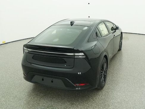 New 2026 Toyota Prius Plug-In Hybrid FWD image 31