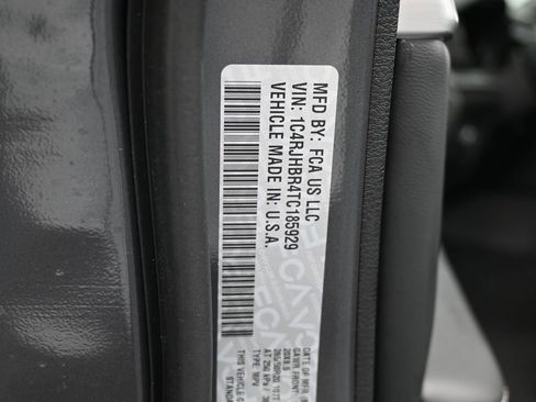 New 2026 Jeep Grand Cherokee Limited AWD/4WD image 18