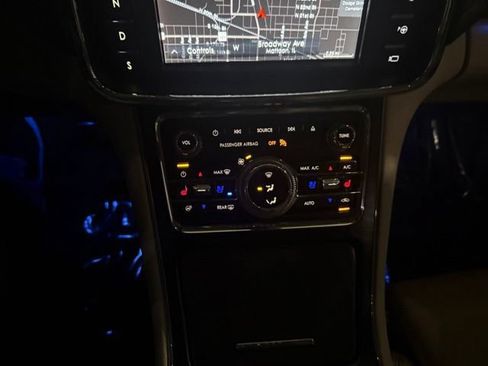 Used 2020 Lincoln Continental Reserve w/ Luxury Package AWD/4WD image 23