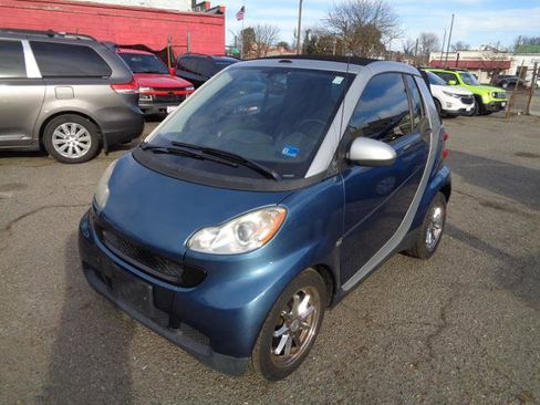 Used 2010 smart fortwo passion image 12