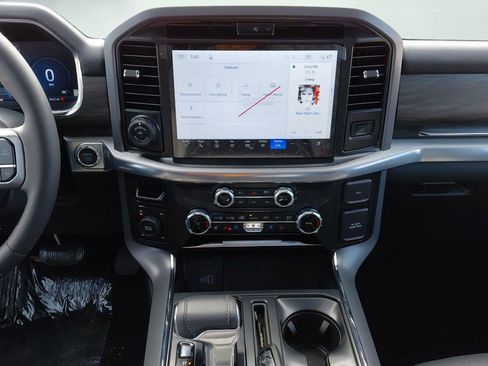 New 2026 Ford F150 Lariat w/ Equipment Group 502A High AWD/4WD image 44
