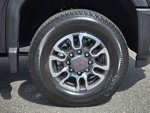 New 2026 GMC Sierra 2500 SLE w/ SLE Value Package; image 16