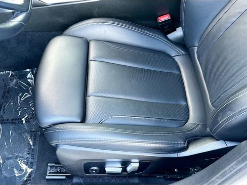 Used 2022 BMW 330i Sedan w/ Convenience Package RWD image 19