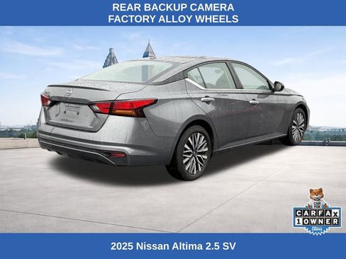 Used 2025 Nissan Altima 2.5 SV image 5