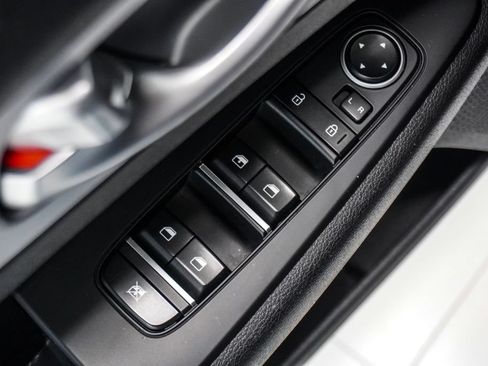 Used 2024 Kia Forte LXS FWD image 18
