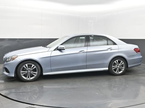 Used 2015 Mercedes-Benz E 350 Sedan image 4