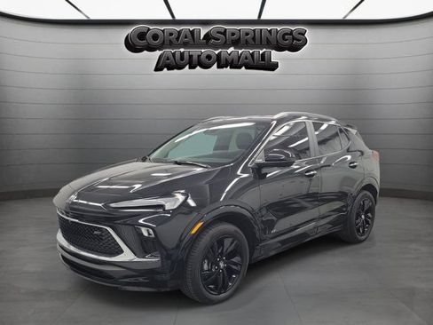 Used 2025 Buick Encore GX Sport Touring w/ Advanced Technology Package FWD image 3