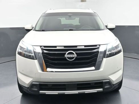 Used 2023 Nissan Pathfinder Platinum AWD/4WD image 42