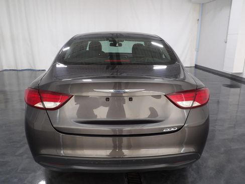 Used 2017 Chrysler 200 LX FWD image 5