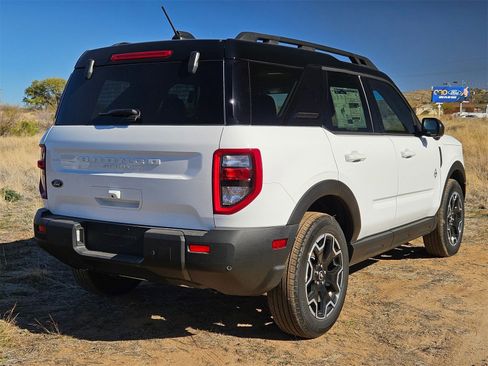 New 2025 Ford Bronco Sport Outer Banks w/ Outer Banks Tech Package+ image 5
