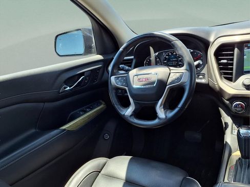 Certified 2019 GMC Acadia Denali w/ Technology Package AWD/4WD image 25