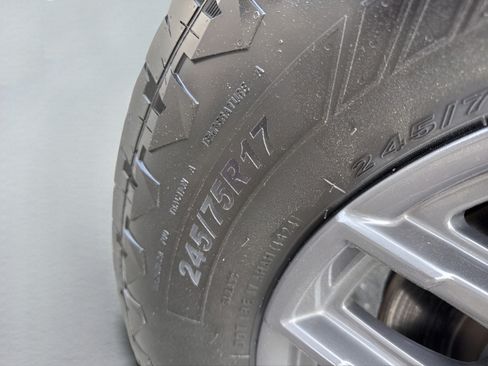 Used 2025 Jeep Wrangler Unlimited Sport AWD/4WD image 33