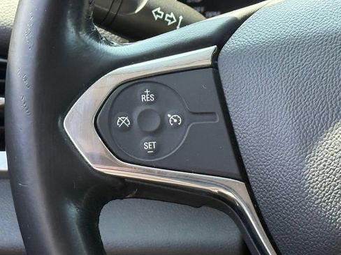 Used 2019 Chevrolet Traverse RS FWD image 23