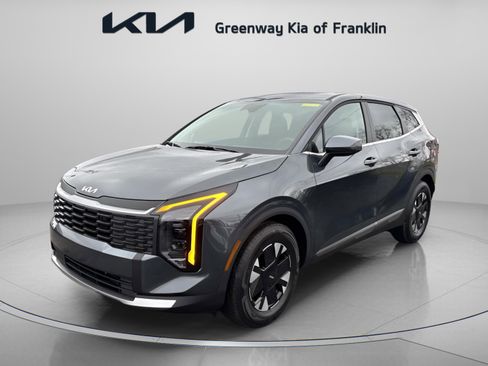 New 2026 Kia Sportage LX FWD image 3