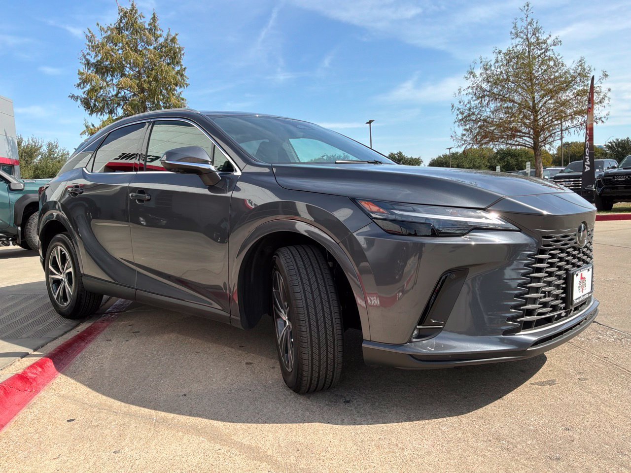 Used 2026 Lexus RX 350 Premium w/ Convenience Package FWD image 4