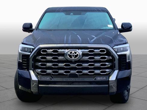 Used 2025 Toyota Tundra Platinum AWD/4WD image 4