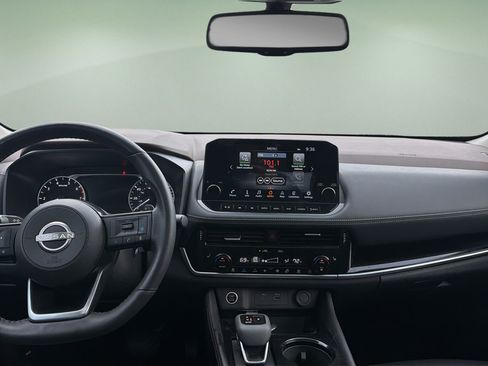 Certified 2023 Nissan Rogue SL w/ SL Premium Package FWD image 7