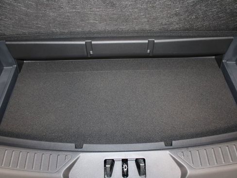 New 2026 Ford Explorer Active image 17