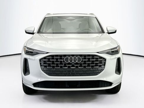 Used 2025 Audi Q5 2.0T Premium Plus w/ Premium Plus image 2