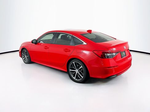 Used 2023 Honda Civic Touring image 5