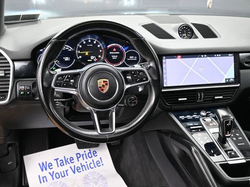 Used 2019 Porsche Cayenne E-Hybrid AWD/4WD image 36