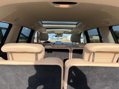 Used 2018 Mercedes-Benz GLS 450 4MATIC image 33