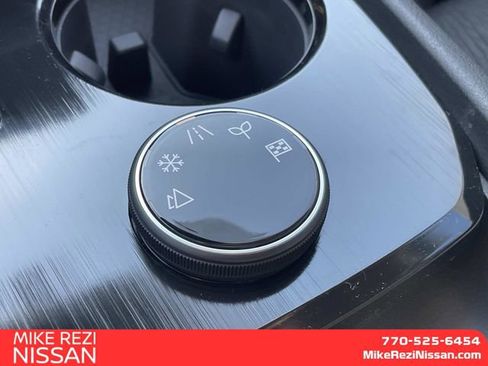 New 2026 Nissan Rogue SV w/ Cold Weather Package AWD/4WD image 17