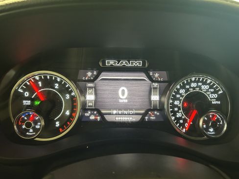 Used 2022 RAM 3500 Laramie image 7