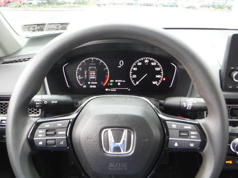 Used 2023 Honda Civic LX image 18