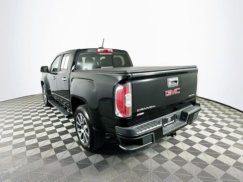 Used 2018 GMC Canyon Denali image 6