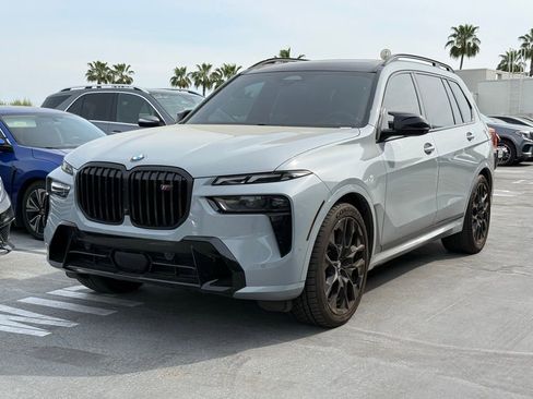 Used 2024 BMW X7 M60i w/ Executive Package image 1