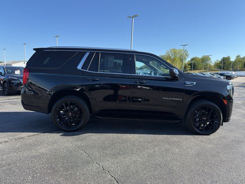 Used 2022 GMC Yukon SLE w/ Gmc Pro Safety Plus Package image 4