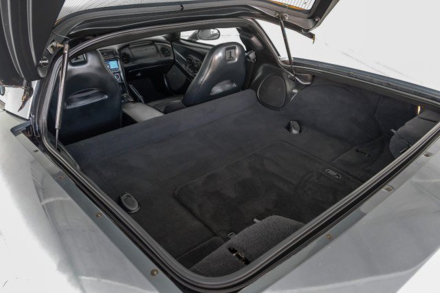 Used 2003 Chevrolet Corvette Coupe w/ Preferred Equipment Group RWD image 43