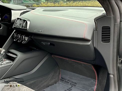 Used 2023 Audi R8 V10 GT image 14