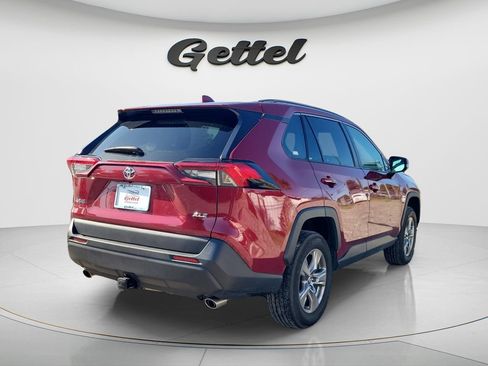 Used 2023 Toyota RAV4 XLE w/ Convenience Package FWD image 4