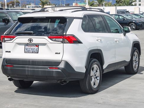 Certified 2023 Toyota RAV4 XLE w/ Convenience Package image 9