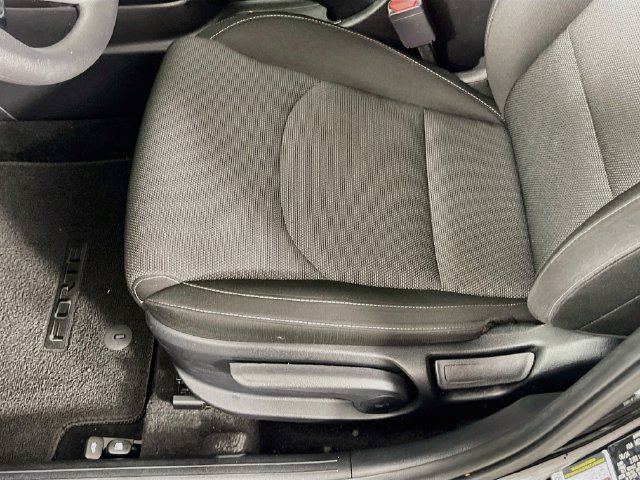 Used 2024 Kia Forte LX FWD image 19