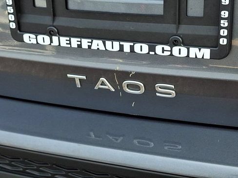 Certified 2022 Volkswagen Taos SEL AWD/4WD image 35