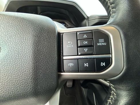 Used 2024 Ford Expedition Max XLT image 12