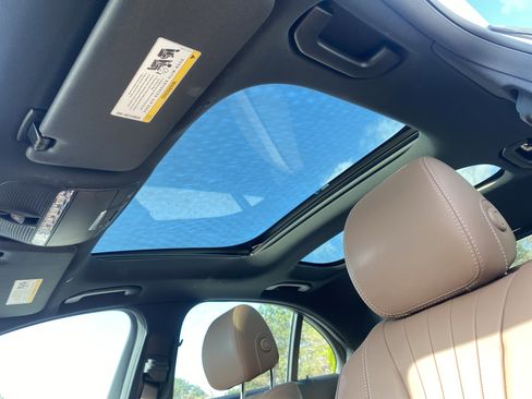 Used 2022 Mercedes-Benz E 450 E 450 w/ Driver Assistance Package image 94